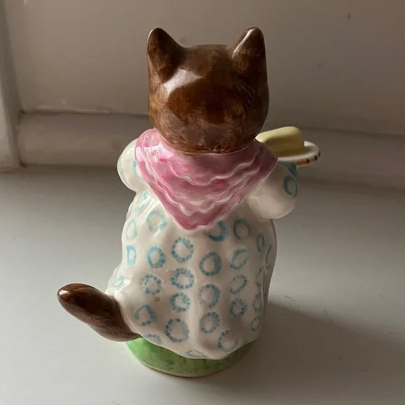 Beatrix Potter Beswick F. Warne RIBBY Figurine with Pink and Brown Accents - Picture 3 of 4